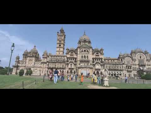 The Laxmi Vilas Palace. The Enormous Beauty.