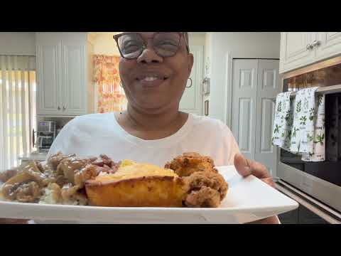 Sunday's Meal with Pinto Beans and Fried Chicken!