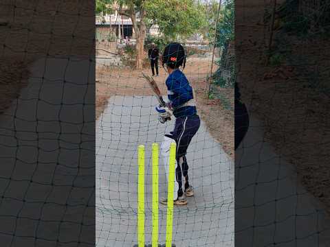 Batting practice with throw arm 🔥#cricket #cricketbatting #trending #viralshort #ytshort