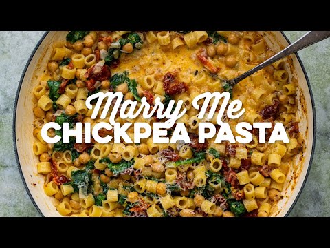 One-pot Marry Me Chickpea Pasta (ready in 30 minutes!) | Supergolden Bakes