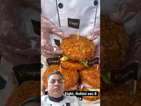 Fey wala burger ASMR #streetfood #burger #foodie #indianstreetfood #rohini #fastfood #viralvideo  🍔