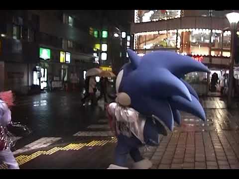 Sonic The Hedgehog & Dancers Outside SEGA GIGO Ikebukuro, Tokyo Japan, 2001