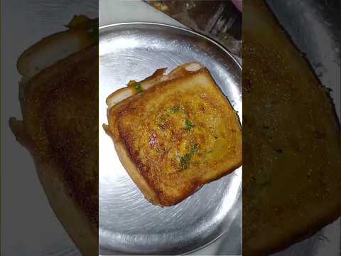 Bread masala omelette #shortsviral #viralvideo #streetfood #trendingshorts #shorts  #viral