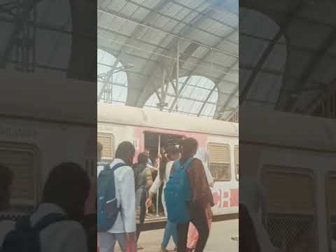 Mumbai local train India #youtubeshorts #ytshorts #viralshort #trending #shortsvideo