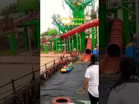 #waterpark #waterslide #funparty #friends #friendsforever #viralreels #shortvideo #park #shortvideo