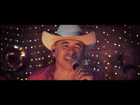 Armadillos de la sierra - Luciante Estrada - Me voy a tatuar tu nombre ( con banda)