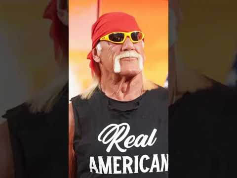 Hulk Hogan Booed at Netflix's WWE "Monday Night Raw" Debut!