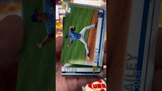 Opening a Pack of 2019 Topps Update baseball Cards #baseballcards #sportscards #topps #openingcards