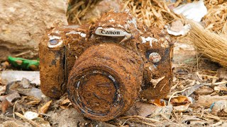 Fully restoration 1960's CANON EOS KISS film camera that I found by chance