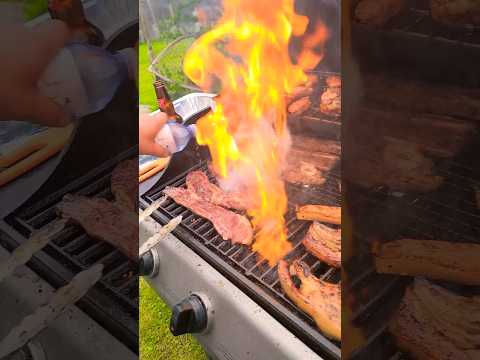 Almost burn everything 😱 #bbqbelike #bbq #foodie #grilling #viral #trending #foodporn #foodenvy