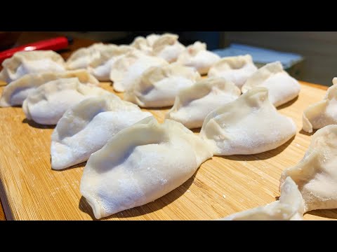 [晚餐想吃#1] 絲瓜水餃,配菜:醋漬小黃瓜  Loofah dumplings, side dish: pickled cucumber【黃子橙Zicheng】