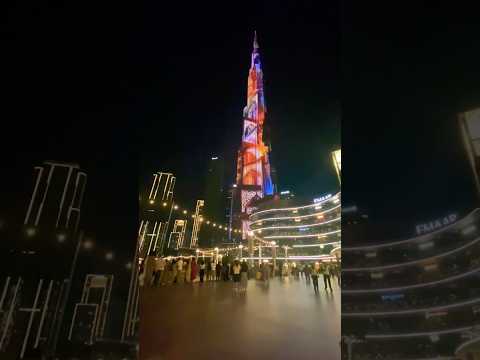 Live at Burj Khalifa 🇦🇪🇦🇪🥰♥️😱 #shortsvideo #dubaiattractions #dubai #burjkhalifa