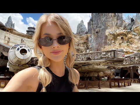 May the 4th at Galaxy's Edge | Trying all of the Star Wars Food