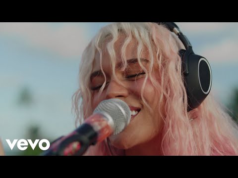 KAROL G - Si Antes Te Hubiera Conocido | Coke Studio