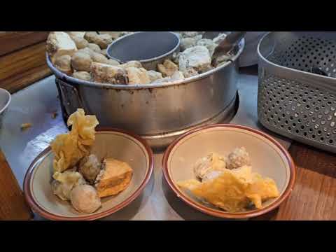 BAKSO MALANG TERENAK YG KUTAHU😋#bakso#baksomalang#foodlover#food#foodie#eating#asmrvideo#viralvideo