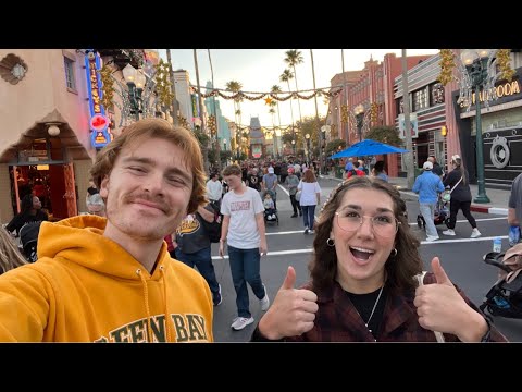 🚨LIVE from Hollywood Studios!