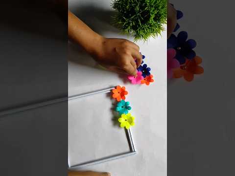 Beautiful and Easy Paper Wall Hanging Craft Idea| #shorts #youtubeshorts #diy #flowers #wallhanging|