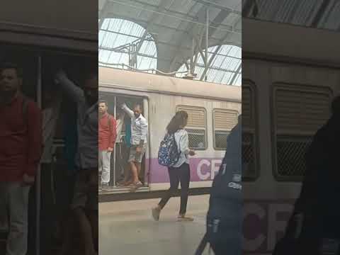 Mumbai local train India news #youtubeshorts #ytshorts #viralshort #trending #shortsvideo