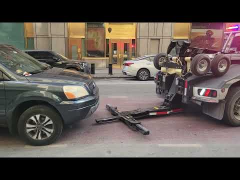 SOMEONE IS STEALING MY CAR NEW YORK CITY, THEN THE POLICE COMES. SEE WHAT HAPPENED IN 3 MINUTES.