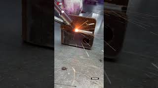 Handheld laser welding machine welds rusty iron #lasertech #lasercutting #weldding #art