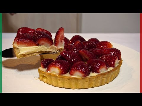 Italian home-style fruit tart made with delicious Japanese strawberries【Crostata di frutta】