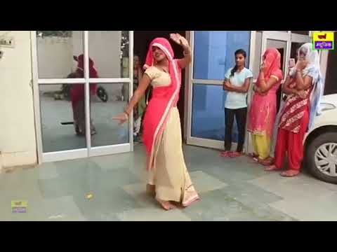 desi bahu awesome dance on haryanvi music