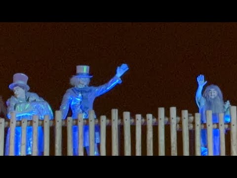 Hitchhiking Ghosts at Mickey’s Not So Scary Halloween Party