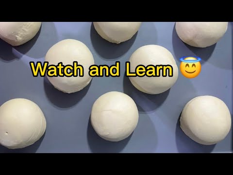 HOW TO MAKE A PERFECT DOUGH BORDER FOR PIZZA??