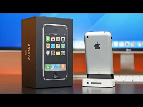 Apple iPhone: Retro Unboxing & Review