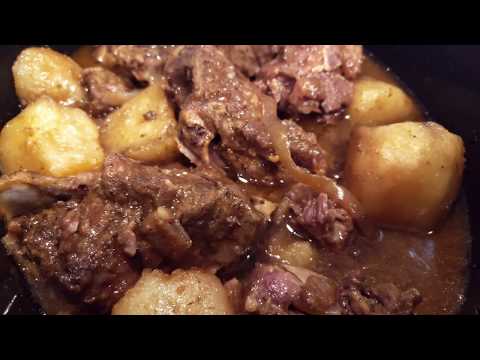 Slow Cooker Neck Bones & Potatoes - I Heart Recipes