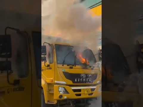 A Truck catches fire in #moga #punjab #alertnews_hd #latestpunjabnews #punjablatestnews