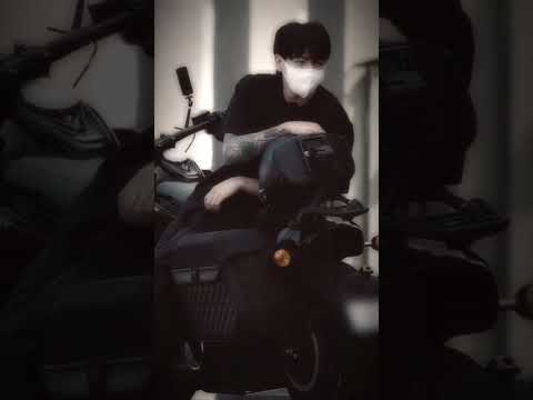 So cool 🏍😎🖤 #jeonjungkook #jungkook #bts #army #shorts