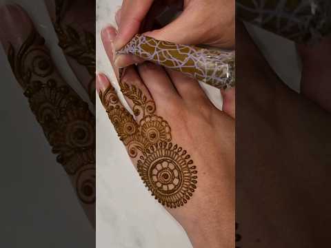 Try this Simple Easy Henna design for Eid ✨️ #henna #mehndi #mehndidesign