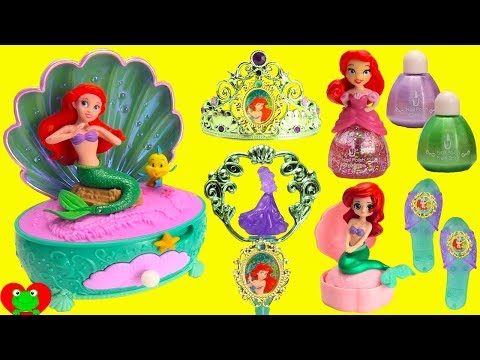 Genie opens the Princess Little Mermaid Music Box Ariel Stores Jewelry