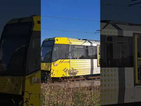 Manchester Airport Metro Tram to Piccadilly.a