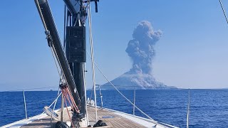 Watch the EXACT moment the Stromboli volcano erupted! (03/July/2019)