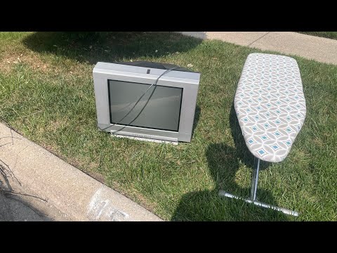 sony trinitron kv-20fs100 Curb find Trash Rescue