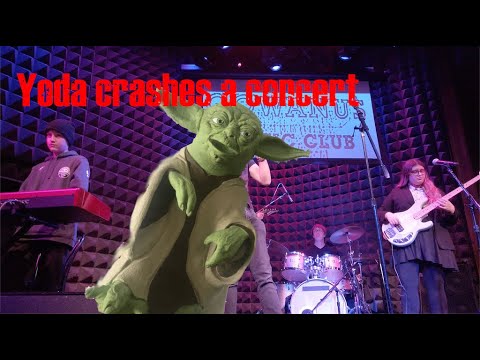 Yoda Crashes a Concert!