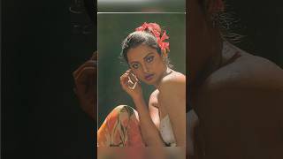 "Enchanting Beauty: Timeless Images of Rekha" 🥰😘 #rekha #actress #bollywood #bollywoodbeauty #90s