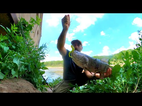 Día de pesca y aventura en lugares abandonados. pesca urbana