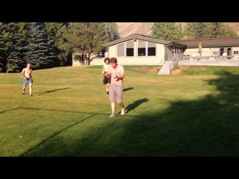 Frisbee lessons/how to intimidate your band members with The Stone Foxes