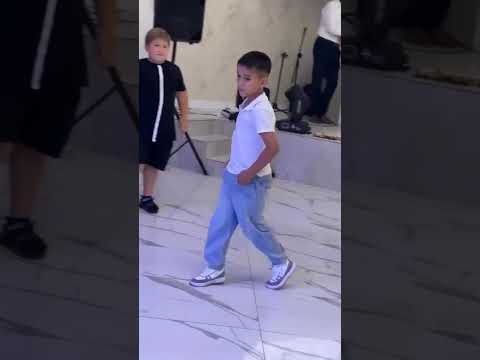 Tow kids brilliant dance copy of Michael Jackson 😎😎 watch this #michaeljackson  #dancevideo #kids