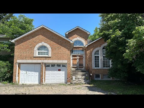 Drug Dealer’s ABANDONED 1990’s Dream Home Left Completely Forgotten | RAIDED BY POLICE