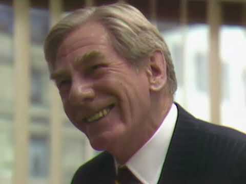 A Killing on the Exchange - episode 1 - starring Joss Ackland, Michael Gough, Siân Phillips (1987)