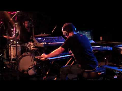 Latin Fusion Blues - 2012 recording - Greg Spero + Makaya McCraven