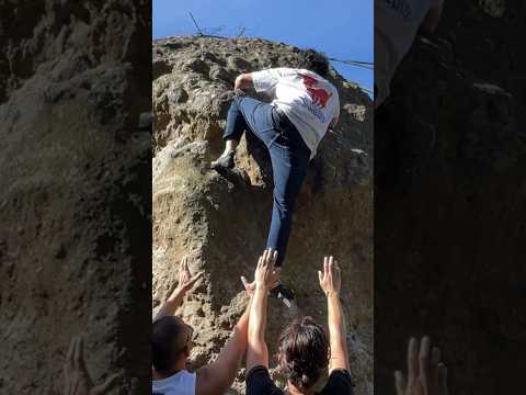 When you’re afraid to top out #Bouldering