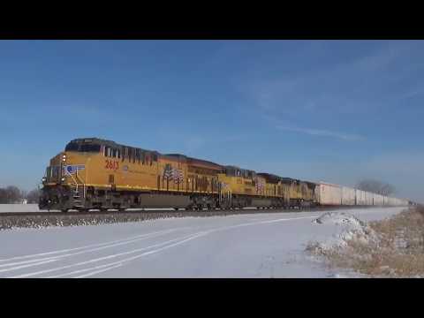 Union Pacific 2613 GE ET44AH westbound Near California Junction, Iowa