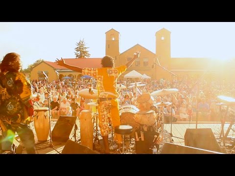 Paa Kow Band - Uncle Leo (Live at City Park Jazz)