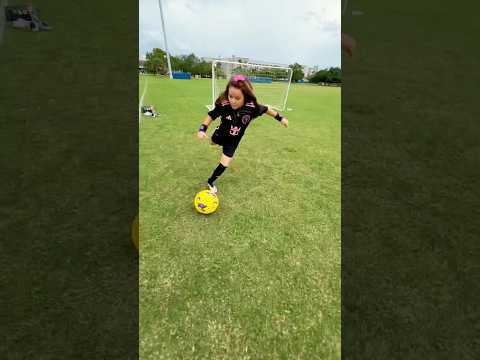 I kicked the camera by accident  lol 😂 ￼#soccershorts #soccerplayer #intermiami ❤️