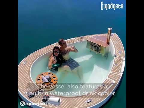 Spacruzzi electric hot tub boat #gigadgets #sailing #hottub #luxurylife #luxurytravel